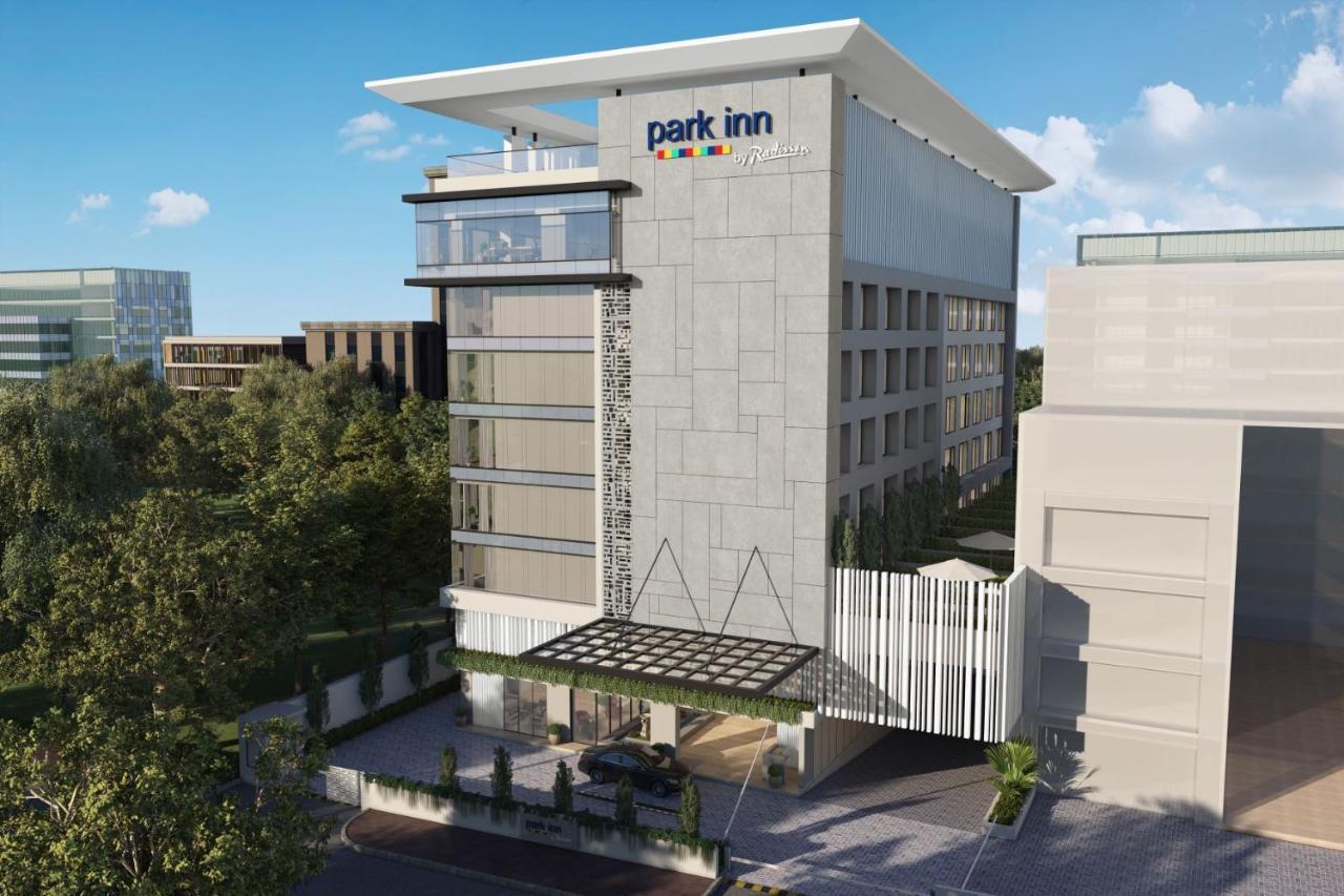 Park Inn by Radisson Surat Bagian luar foto