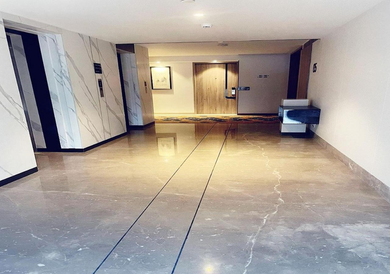 Park Inn by Radisson Surat Bagian luar foto