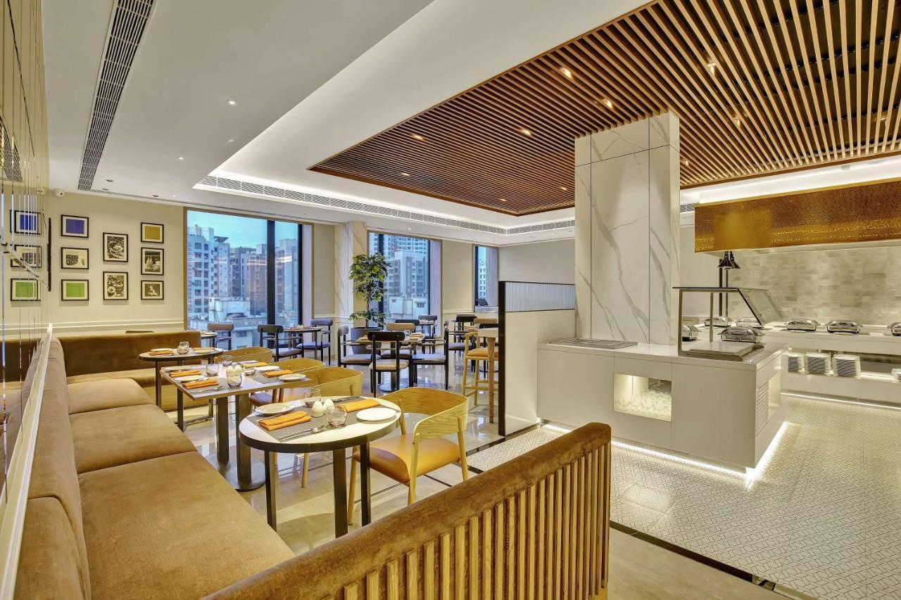 Park Inn by Radisson Surat Bagian luar foto